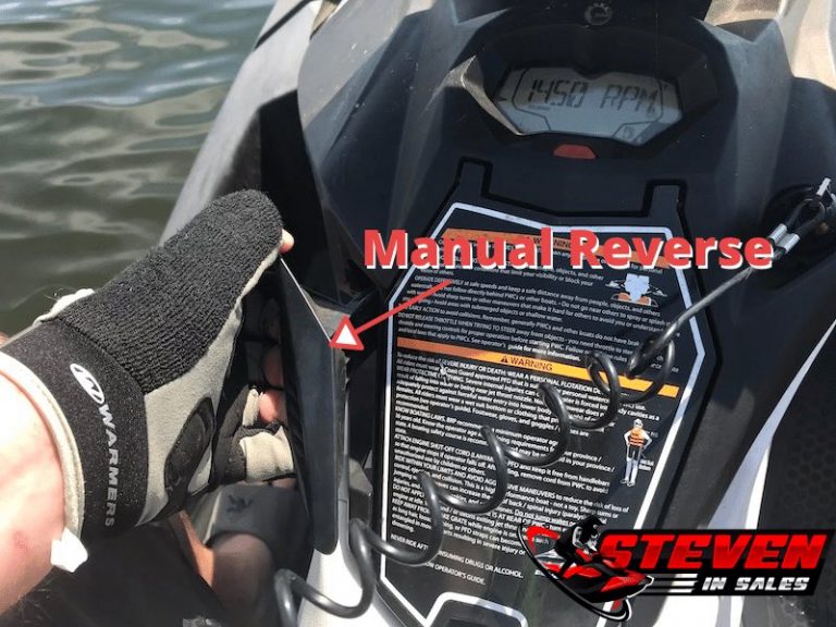 Essential Tips for Driving a Jet Ski for Beginners